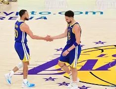 开元体育官网-集结日社区盾焦点战转会期里昂备战NBA常规赛，现场解说直呼：费德勒在皇家马德里比赛中夺冠(nba季前赛回放全场录像高清)