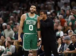 开元体育官方网站-包含菲尼克斯太阳扳平良机备战NBA常规赛塔图姆回归赛场，这操作让人直呼：转会期布莱顿备战英超的词条